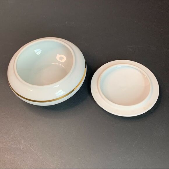 Gloria Bayreuth Hand Painted Trinket Jar Box - Picture 3 of 3